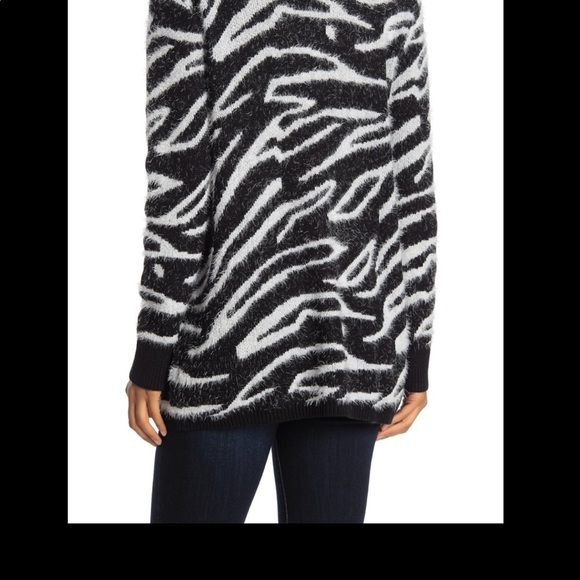Susina | Open Front Zebra Cardigan Size XSP - Picture 3 of 7